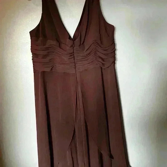 David's Bridal Formal Brown Flowing Handkerchief Style Dress Size 14, mid length - Picture 2 of 3